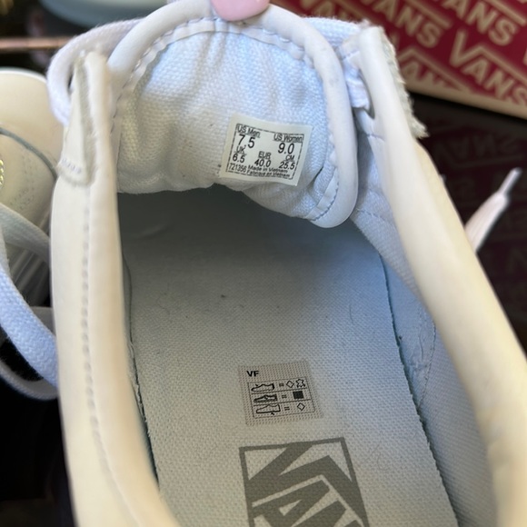 Vans Old Skool White - Picture 9 of 10